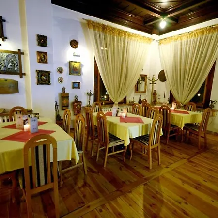 Aparthotel Lesniczowka *